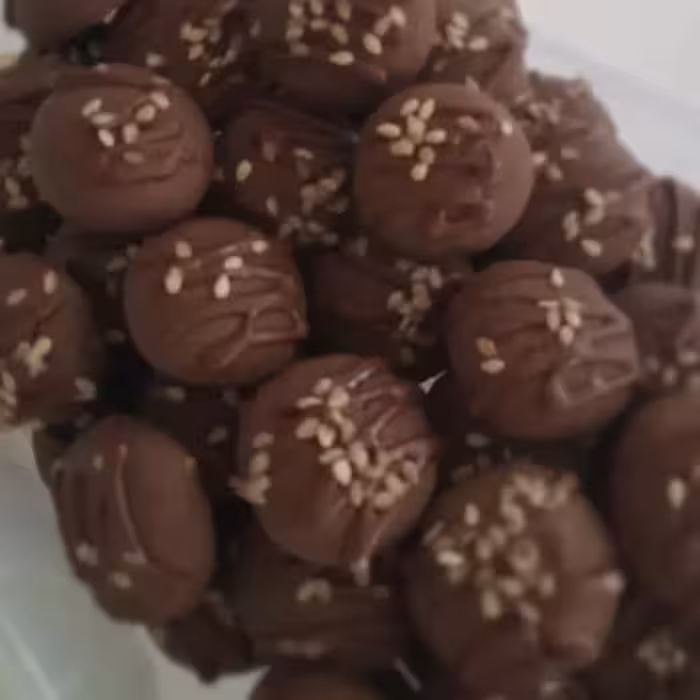 شیرینی شکلاتی بسته ی 300 گرمی