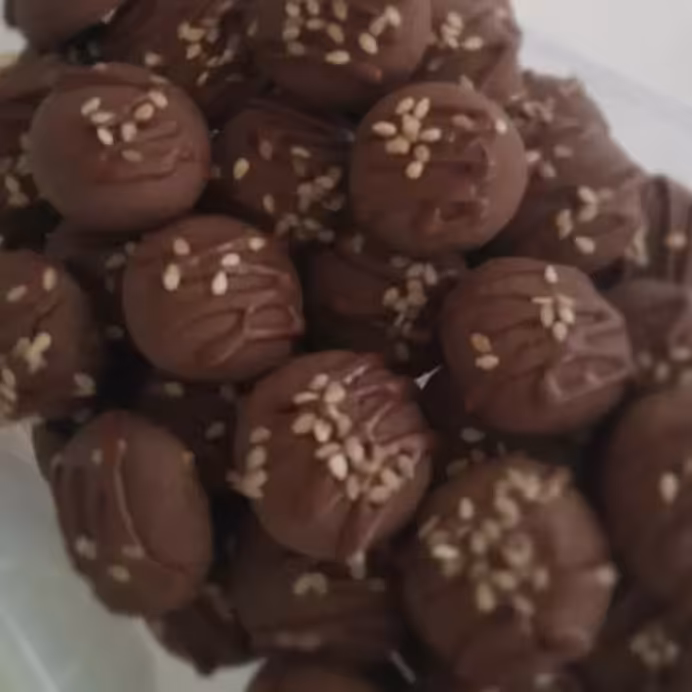 شیرینی شکلاتی بسته ی 300 گرمی