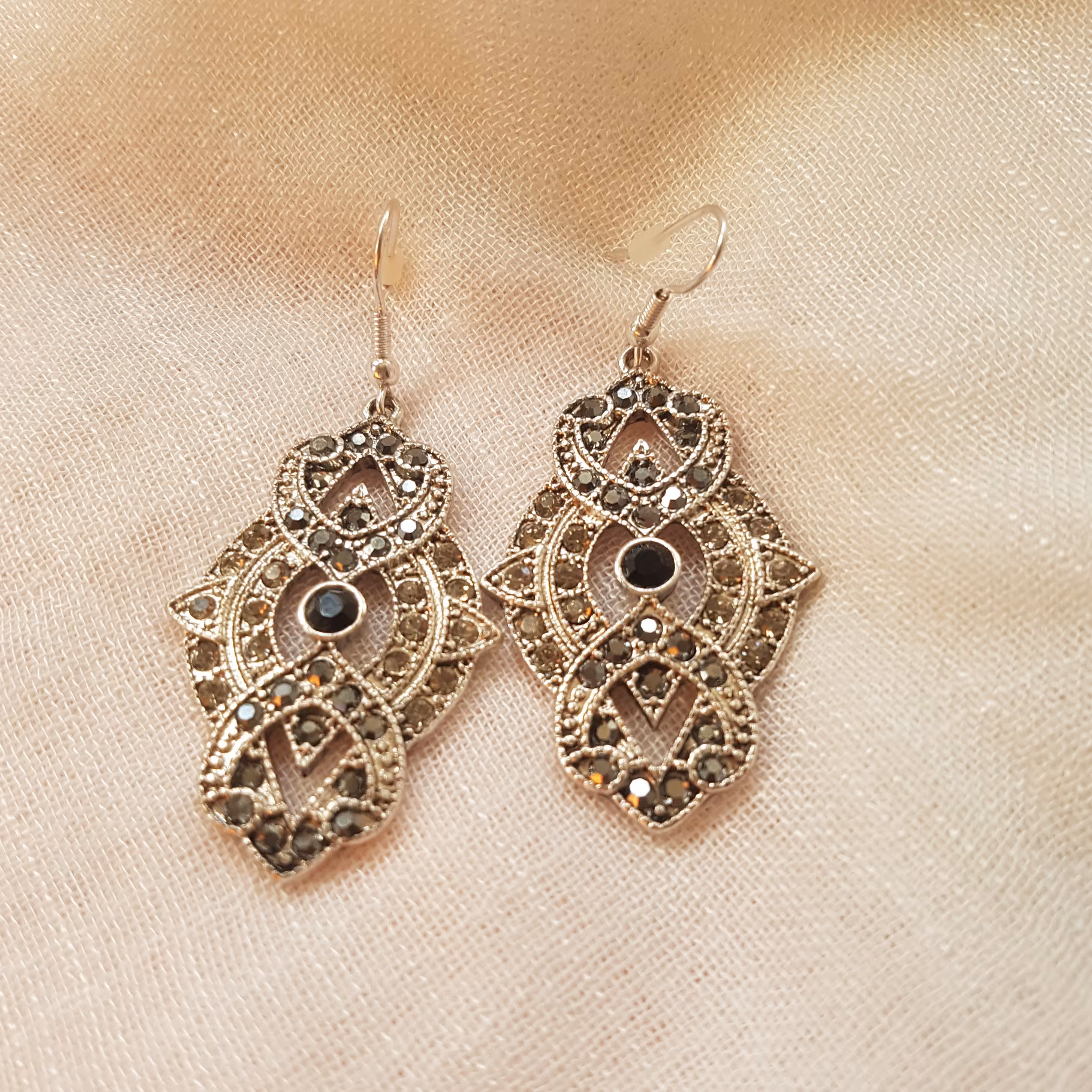 گوشواره آویز سنگ دار