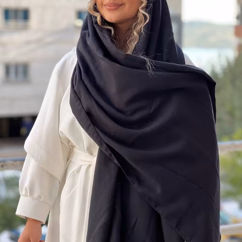 شال مشکی موهر