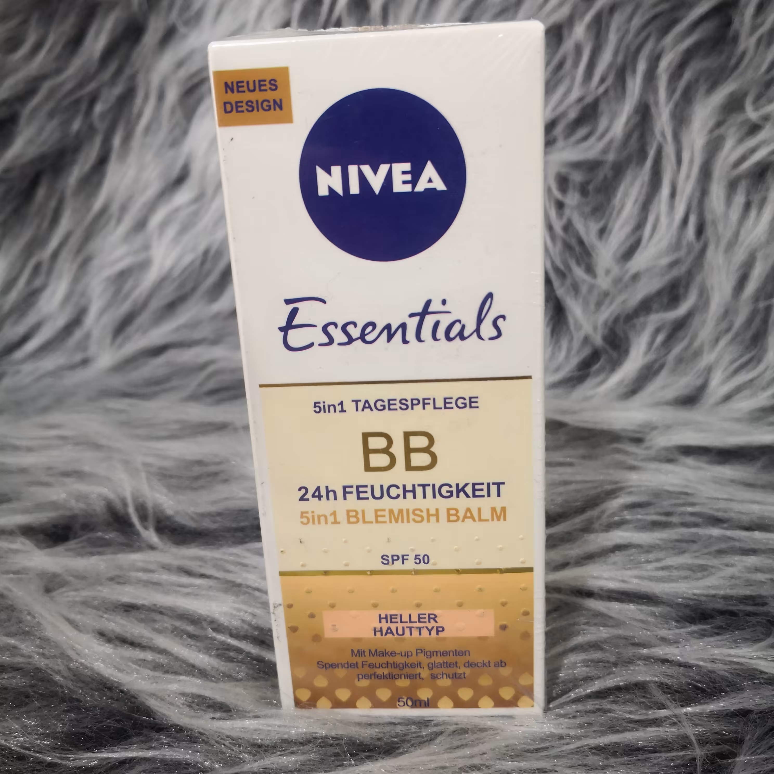 کرم ضدآفتاب نیوآ رنگی