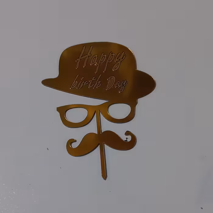 تاپر پدر تاپر مرد عینک و سبیل