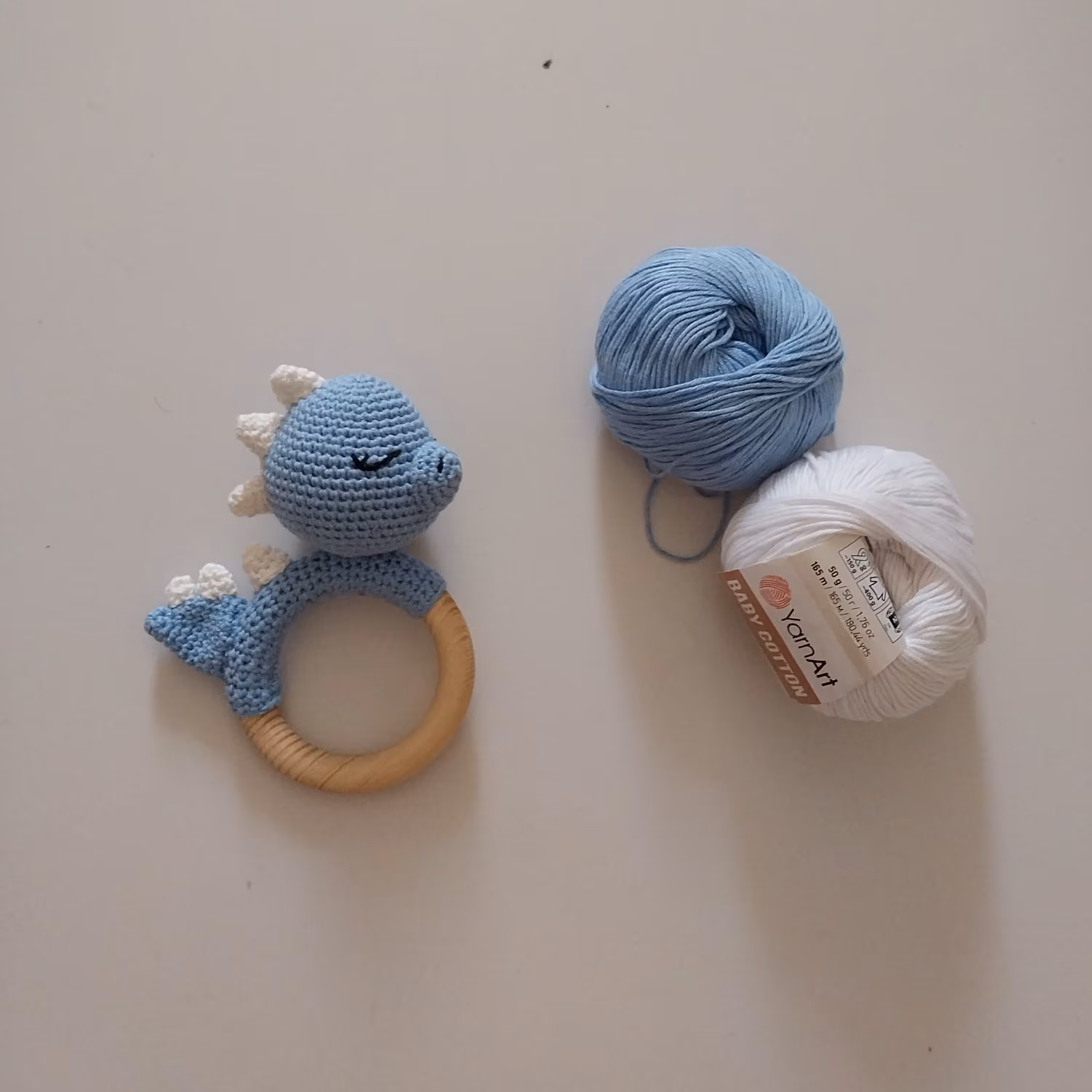 جغجغه بافتنی دایناسور