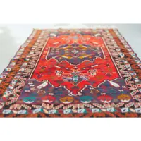 قالیچه بلوچ زمینه لاکی 108×200