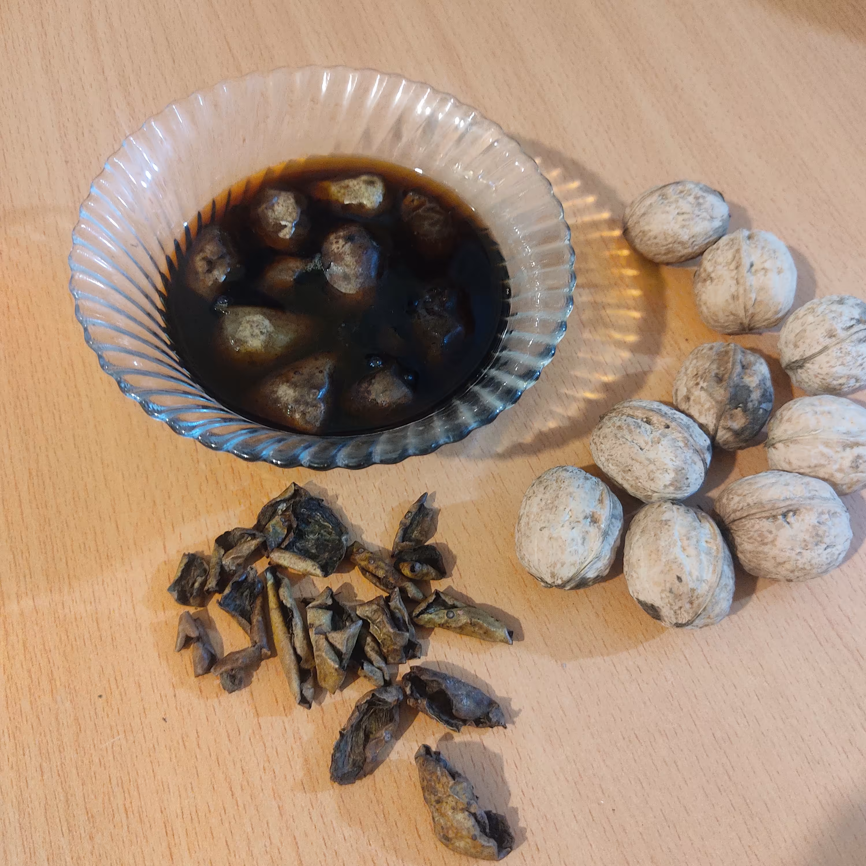 پوست سبز  گردو خشک شده ارگانیک چمتا(200 گرم)