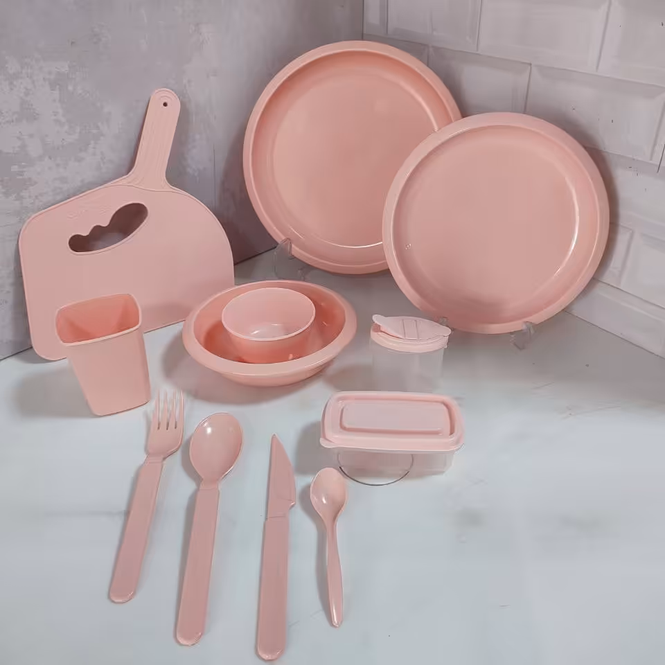 سرویس مسافرتی 6 نفره الگانس از برند با کیفیت تاپکو با رنگبندی زیبا