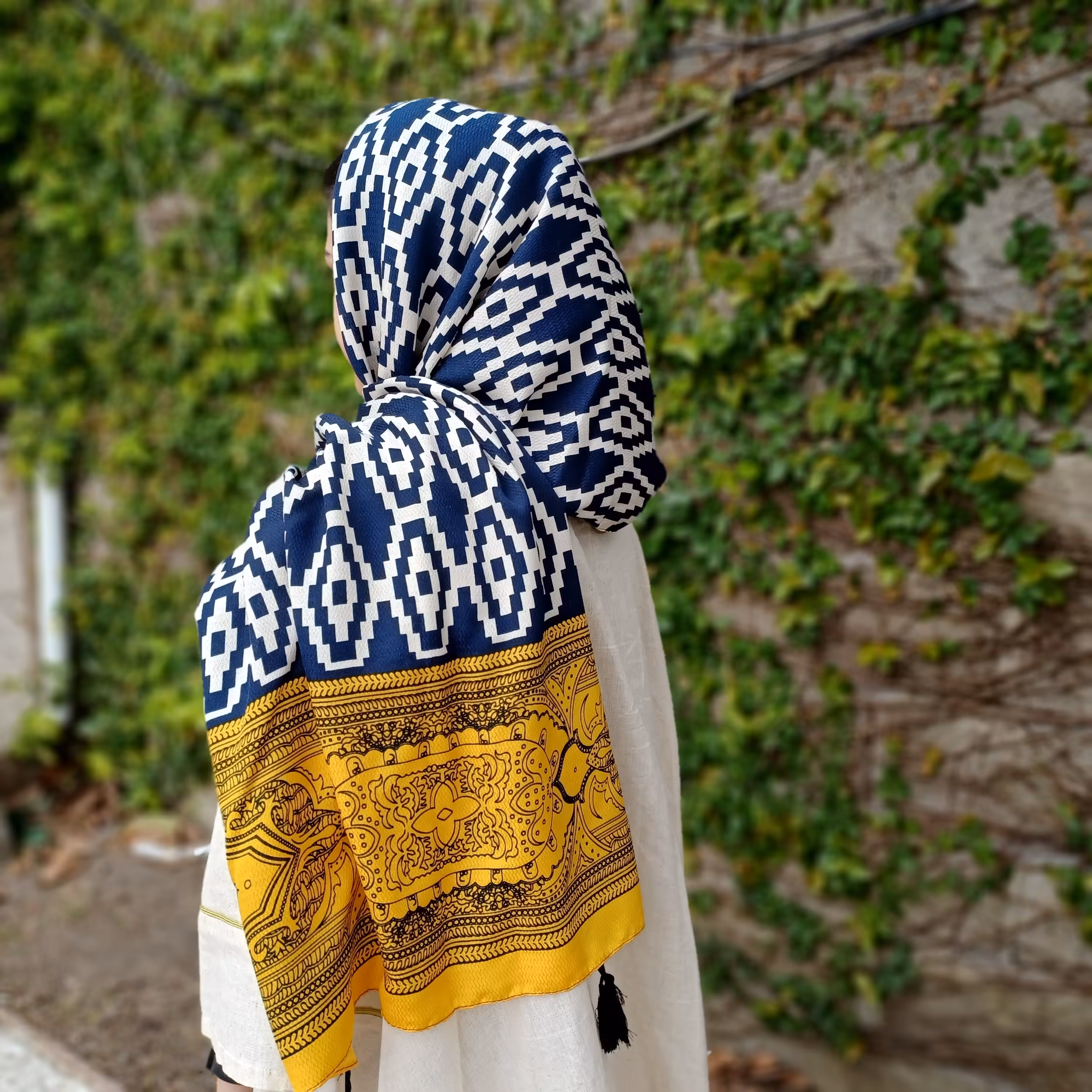 شال نخی مارسی سورمه ای زرد