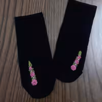 جوراب گلدوزی با دست طرح155