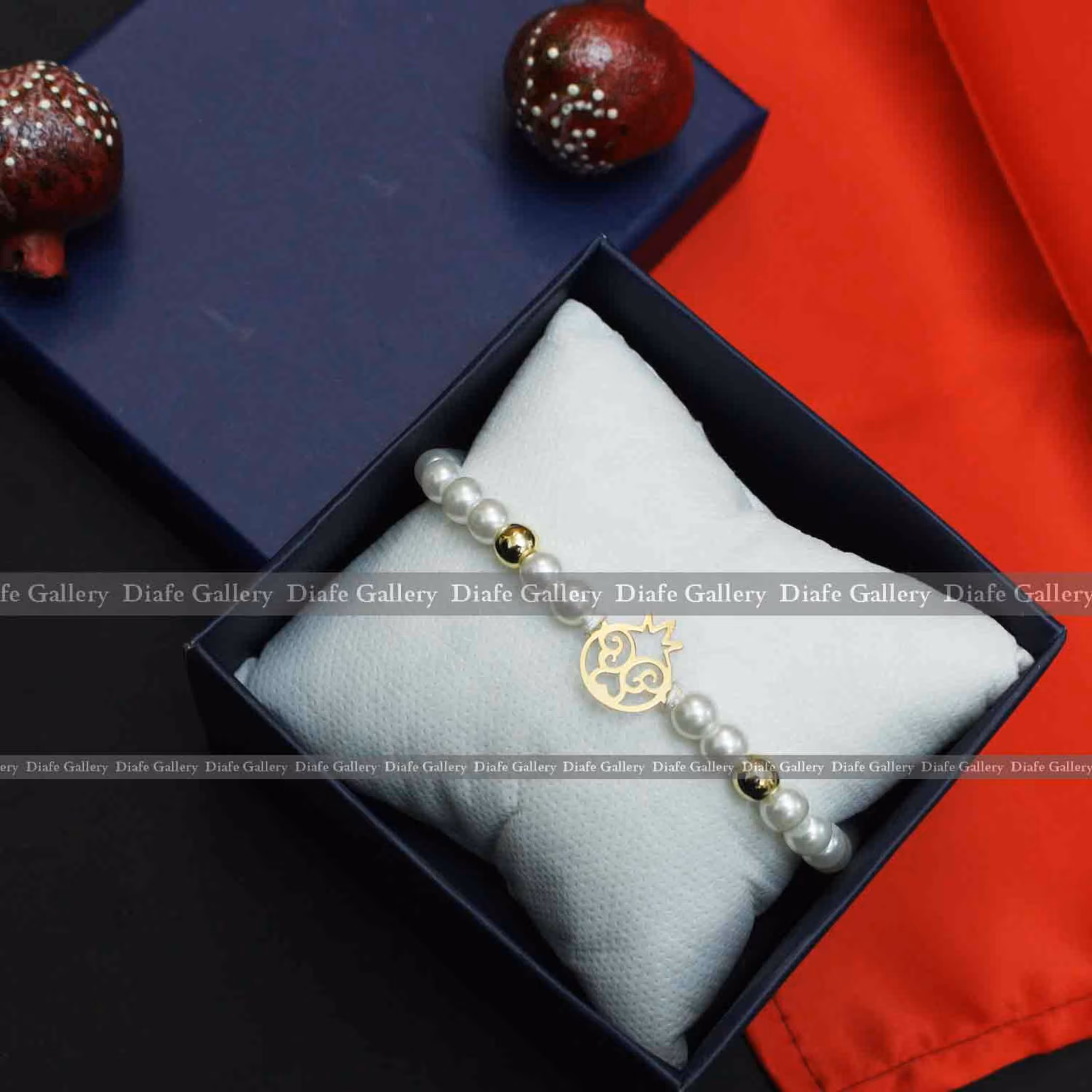 دستبند انار نقره آبکاری طلا 18عیار و مرواریدویژه شب یلدا زنانه ودخترانه کد2