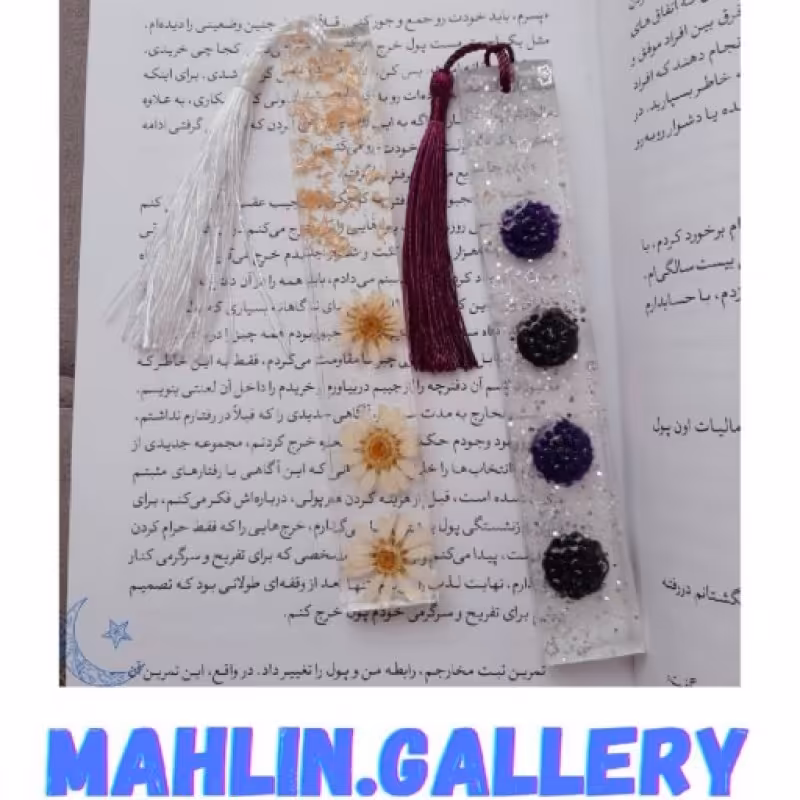 بوکمارک رزینی دست ساز طرح شکوفه