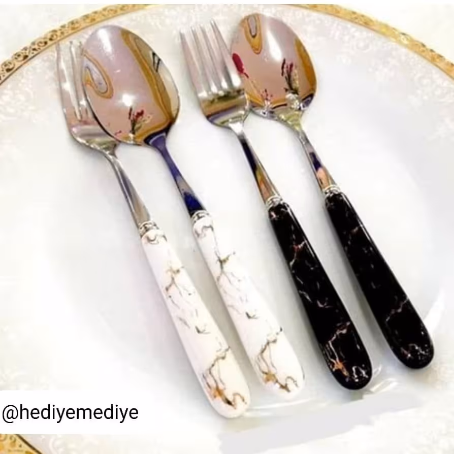 قاشق چنگال طرح سنگ برند MGS جعبه دار مجموعه 12 عددی