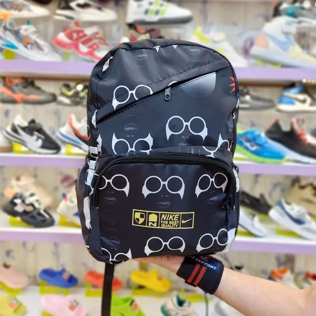 کوله پشتی جنس شمعی آستردار مناسب مدرسه و روزمره