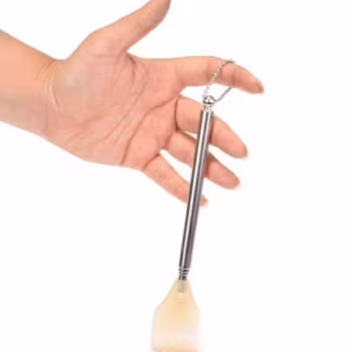 خارخارک یا پشت خارون دسته فلزی آنتنی جمع شونده با کله گی سیلیکونی عالی مناسب برای همه سنین 
بهترین گزینه برای خلاصی از ش