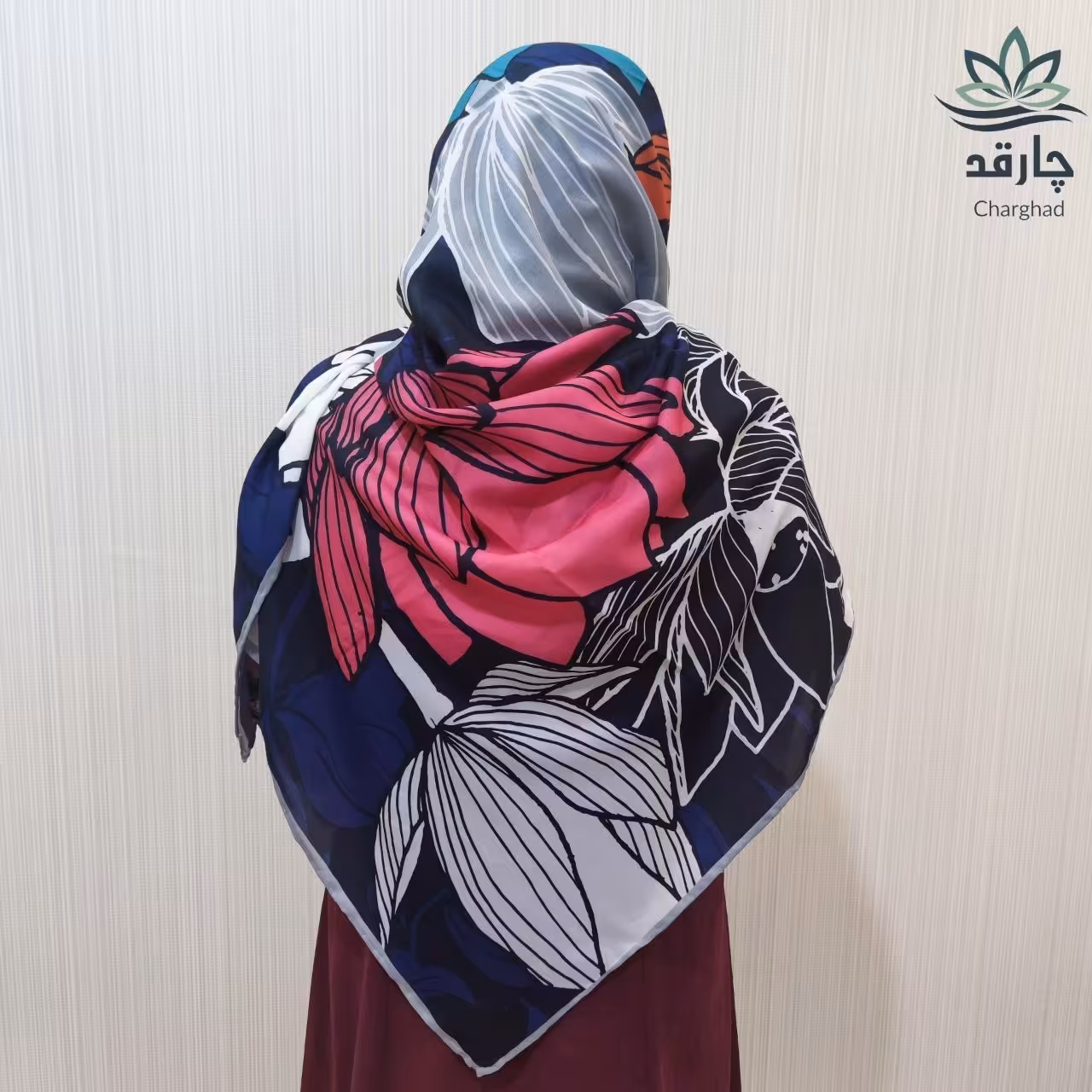 کد 603
روسری کرپ طرح گل بوته ای