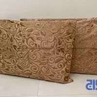 روبالشتی مخمل کرم پارچه سوما (گارانتی 7 روزه )