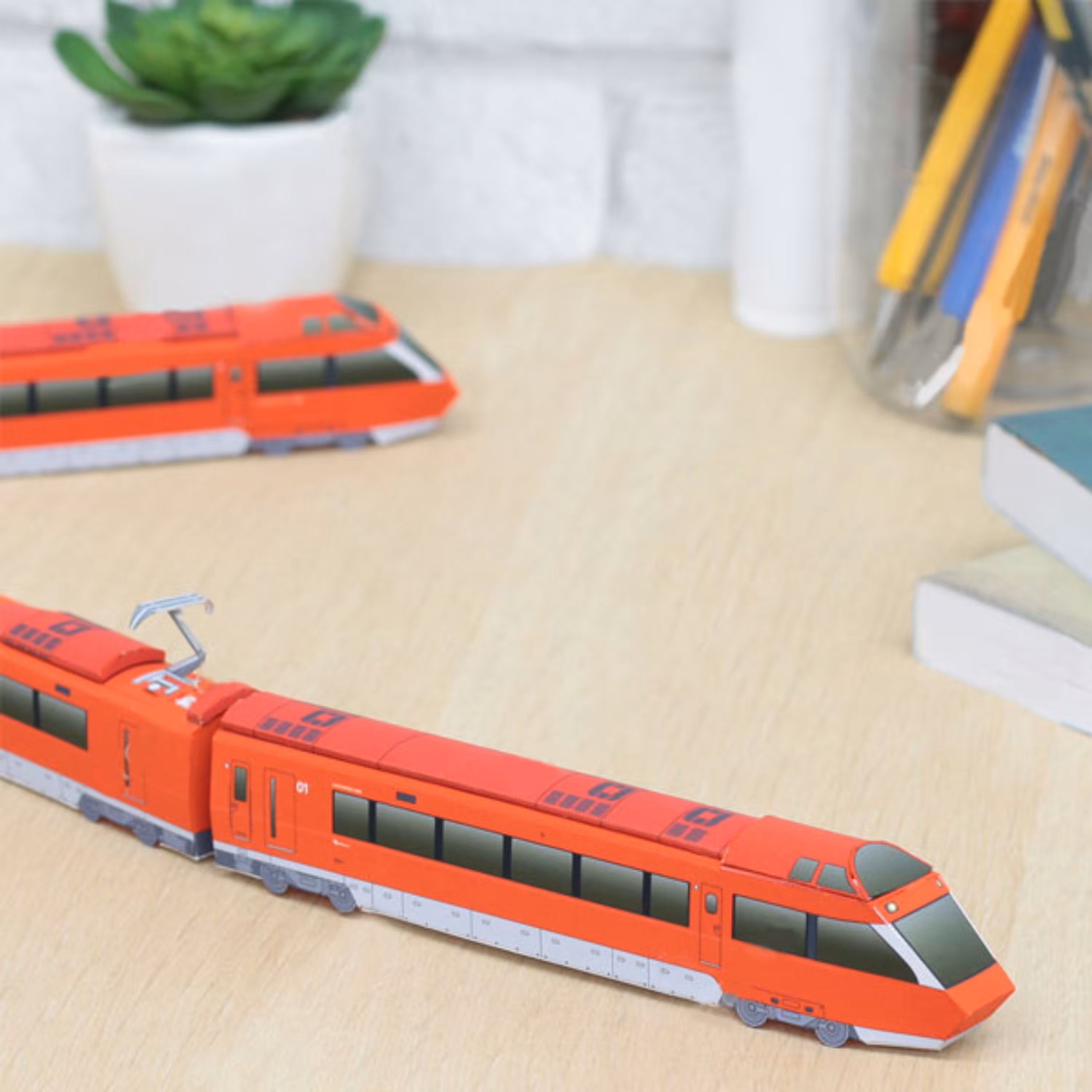 کاردستی ماکت قطار سریع السیر