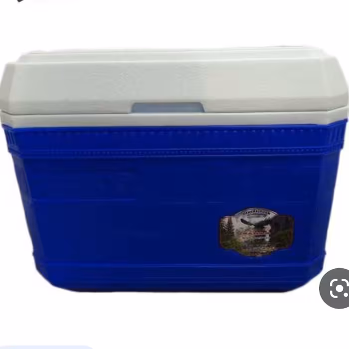 یخدان پلاستیکی سفری سراب با ظرفیت 28 لیتر