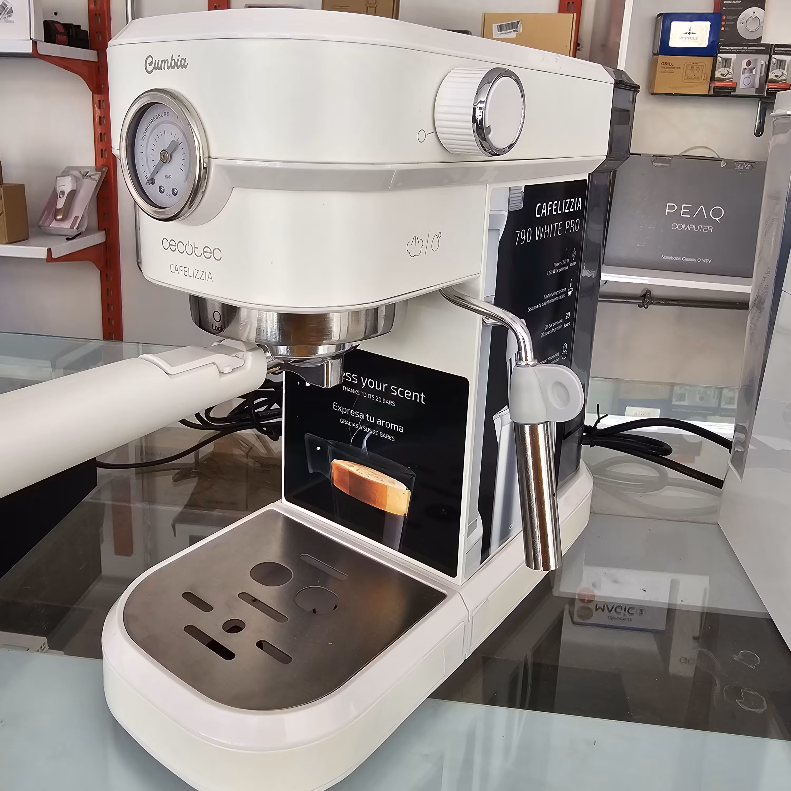 اسپرسوساز سیکوتک اسپانیا  مدل 790 پرو 1350 وات 20 بار بدنه استیل سفید آکبند بار امازون 