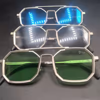 عینک آفتابی زنانه ومردان مارک دیور(رنگ های متنوع)