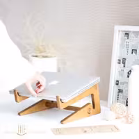 میز لپ تاپ قابل حمل پایه بلند