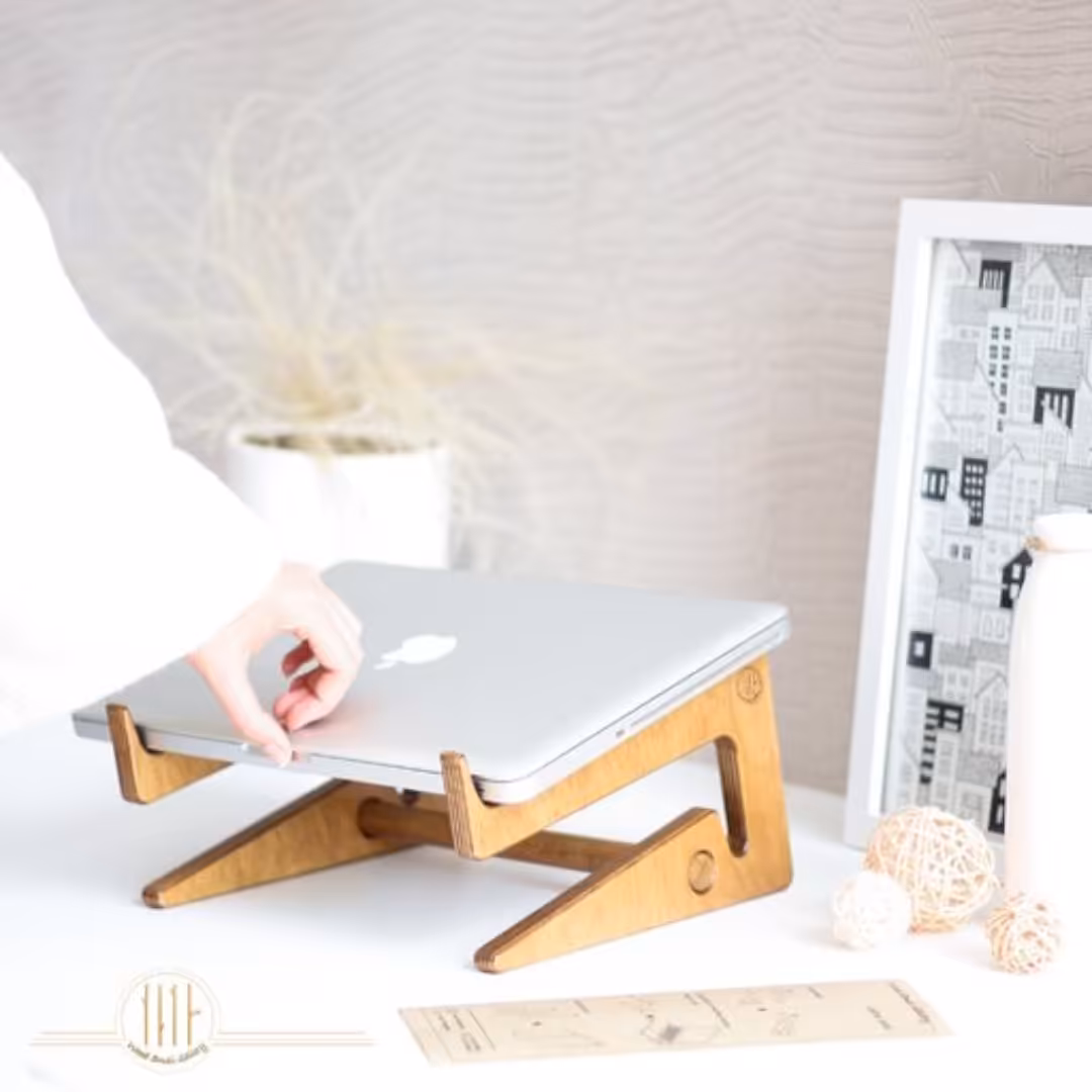 میز لپ تاپ قابل حمل پایه بلند