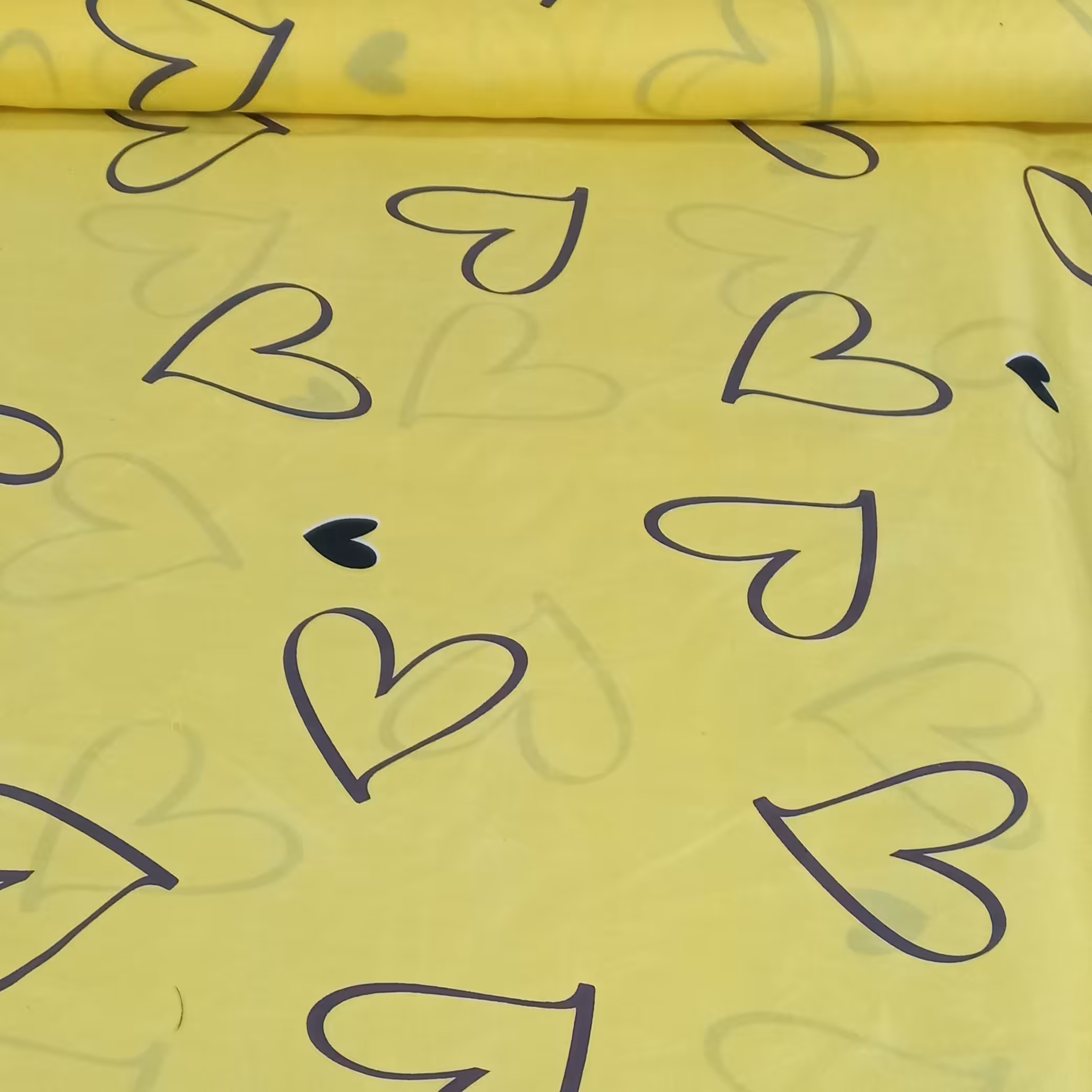 پارچه قلب زرد