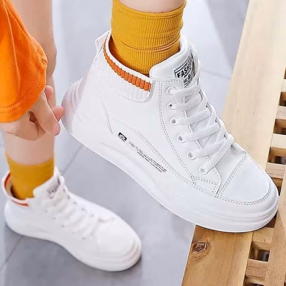 کتونی بوت شیک سبک وراحت باکیفیت سایز 37تا40
