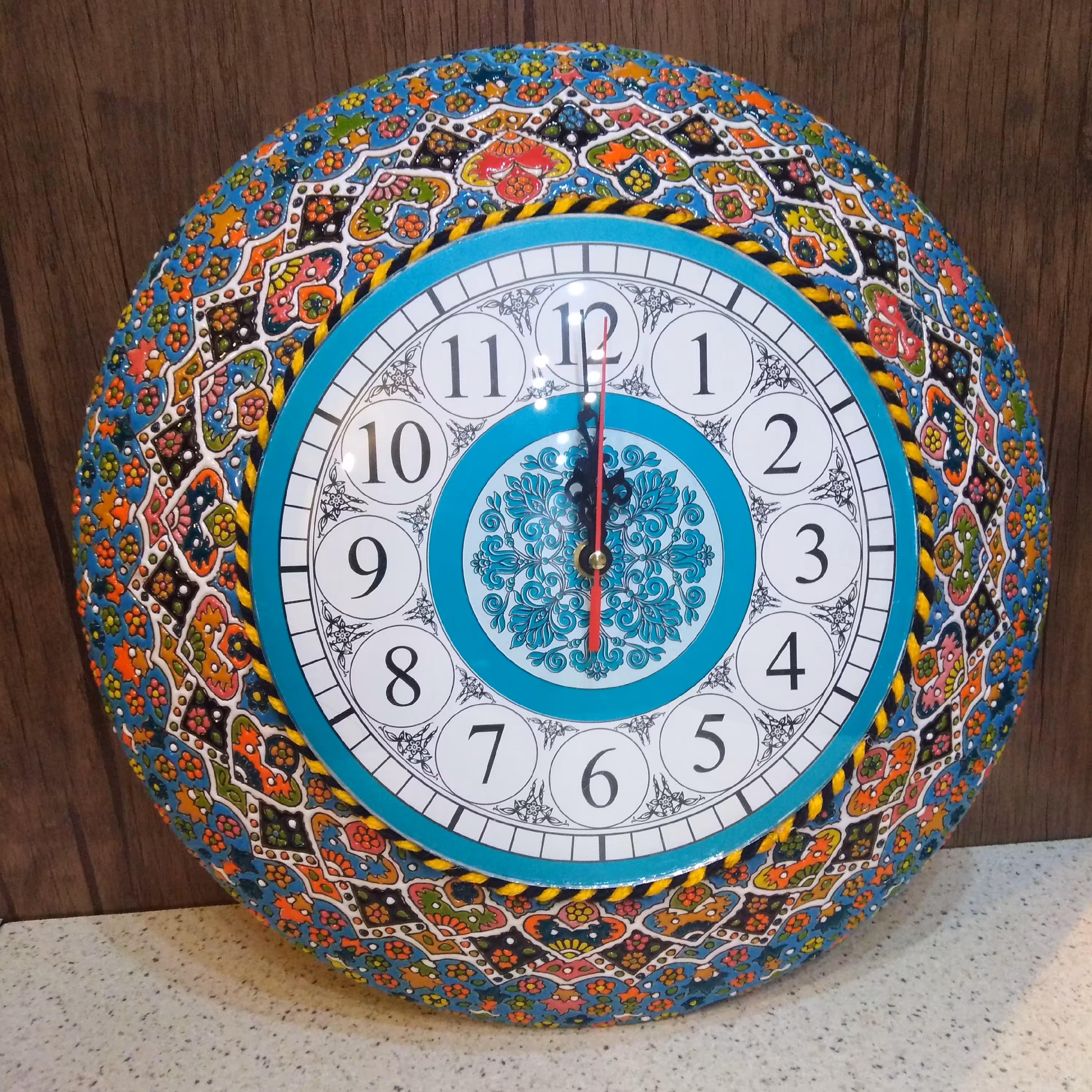 ساعت میناکاری