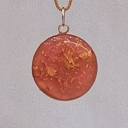 گردن بند رزینی شیک، رنگ خاص، با تزئین ورق طلا، زنجیر استیل