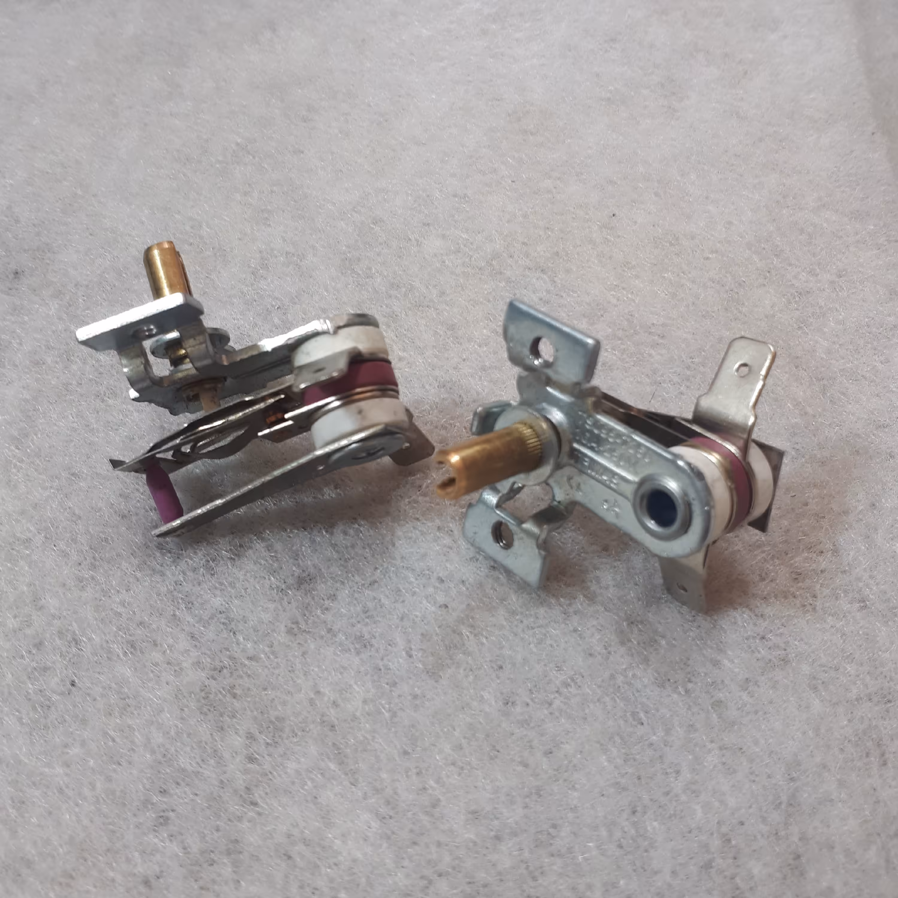 اتوماتیک و ترموستات 16 آمپر مناسب بخاری برقی ترکیه و...