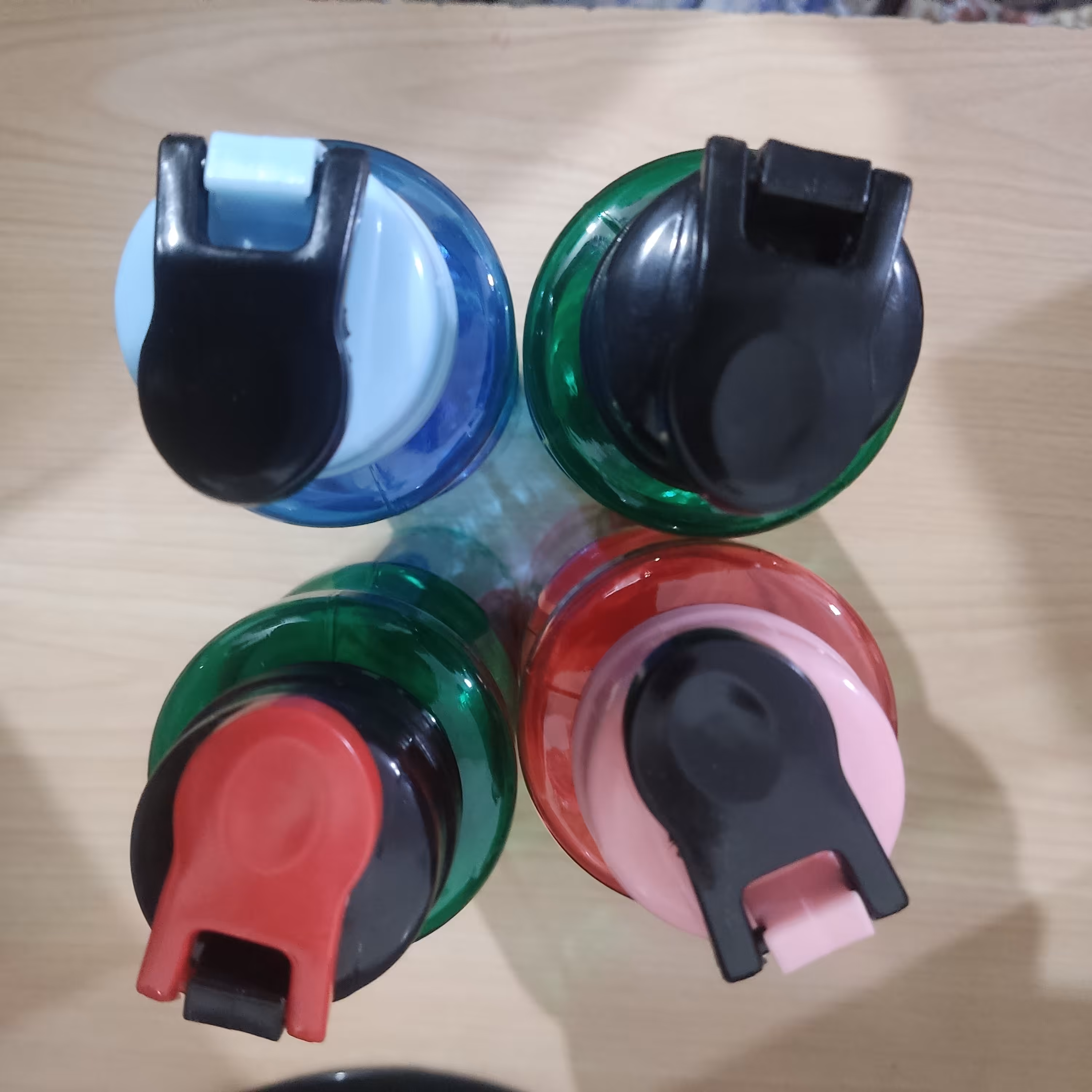 قمقمه آب اسپرت نشکن یک لیتری پک 4عددی با ارسال رایگان 