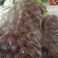 عناب  دست چین  شیرین  توپر  و مجلسی در بسته بندی های 1،2،3،4،5 کیلویی 