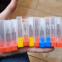 سر سوهان الماسه که در سایزهای مختلف موجود میباشد.کیفیت خوب و قیمت مناسب 