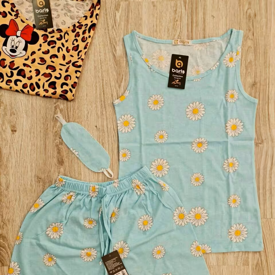 ست راحتی
ست3تیکه تاپ شورتک چشم بند
جنس نخ پنبه
سایزM L XL XXL
