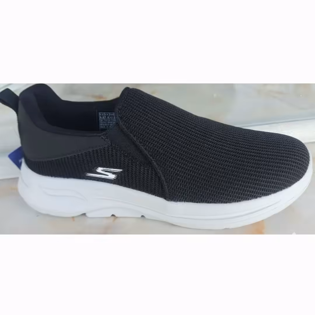 کفش اسکیچرس طبی