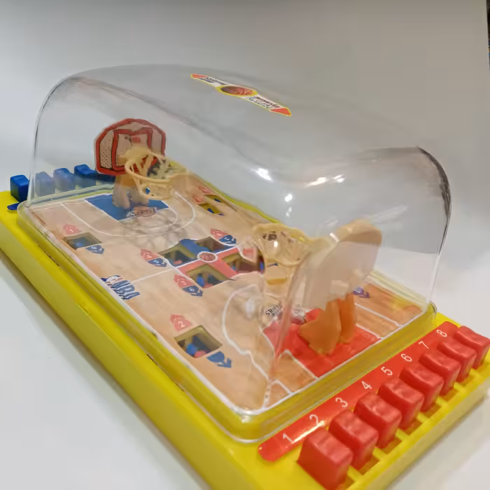 مینی بسکتبال دستی(مشابه بازی فوتبال دستی) بازی فکری سرعت عمل