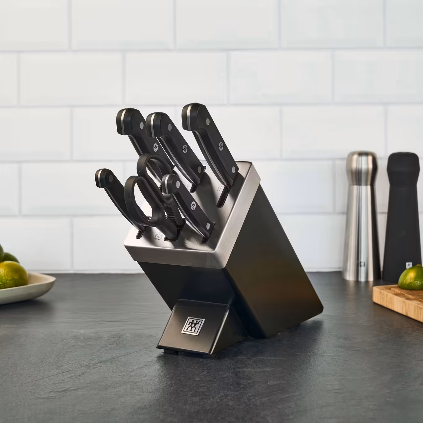 سرویس چاقو 7 پارچه مدل گورمت با استند تیز کننده شارپ بلاک مشکی ZWILLING SHARP  BLOCK GOURMET black