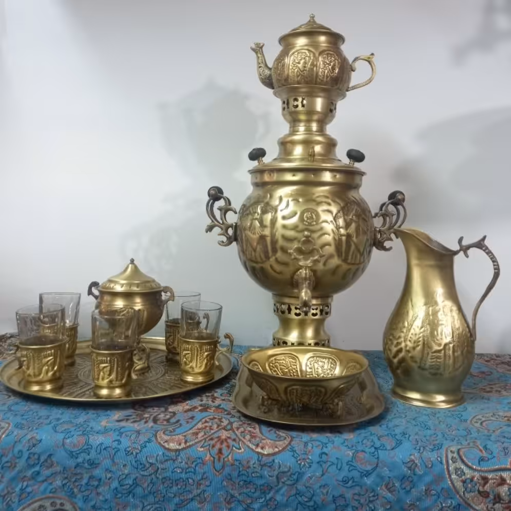 سماور ذغالی زغالی برنجی با سرویس آنتیک نانو ضخیم 5لیتر آتشی هدیه جهیزیه عروس یلدا شب چله