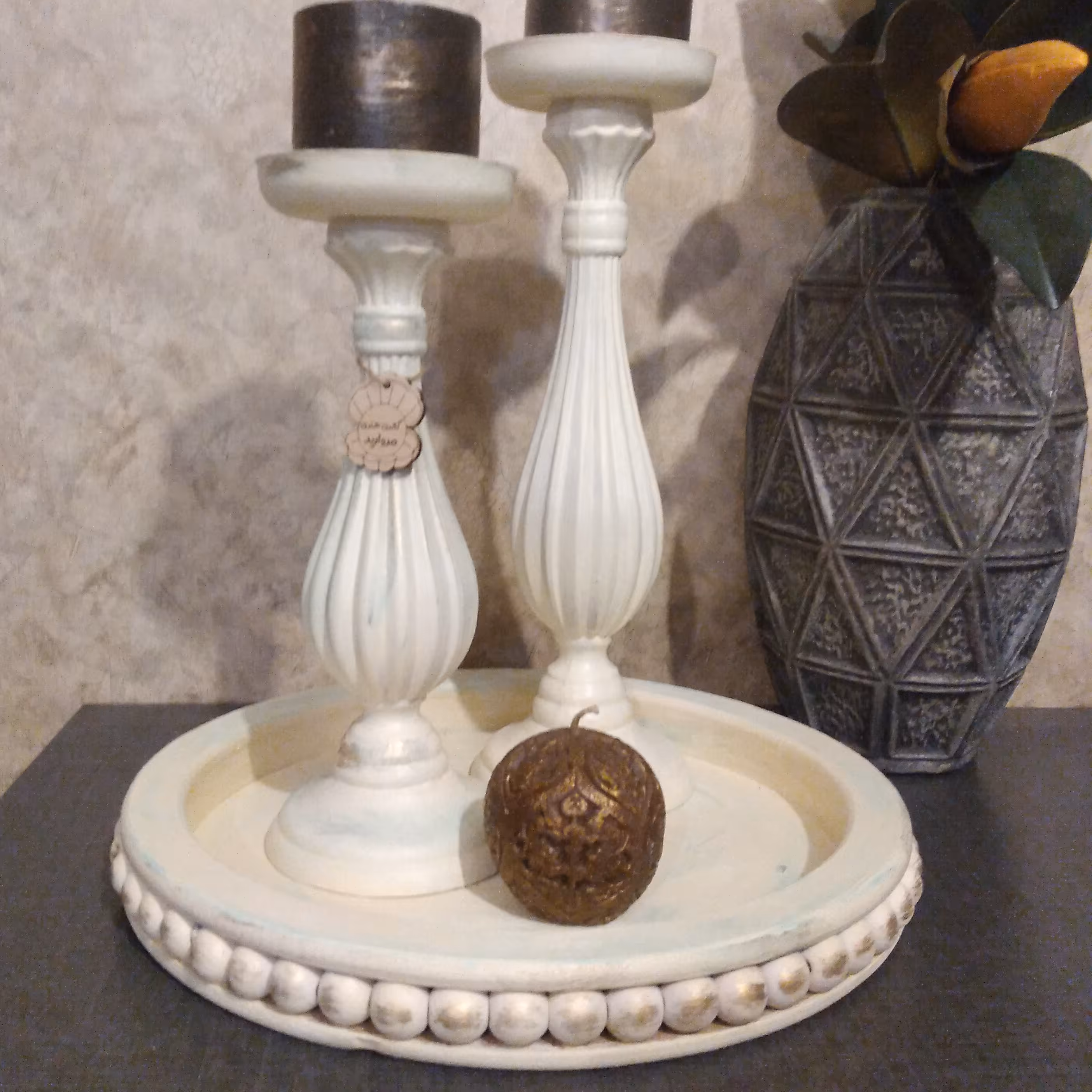 رایزر مهره دار چوبی پتینه شده قطر سی و دو سانت قابل اجرا در رنگ و پتینه دلخواه 