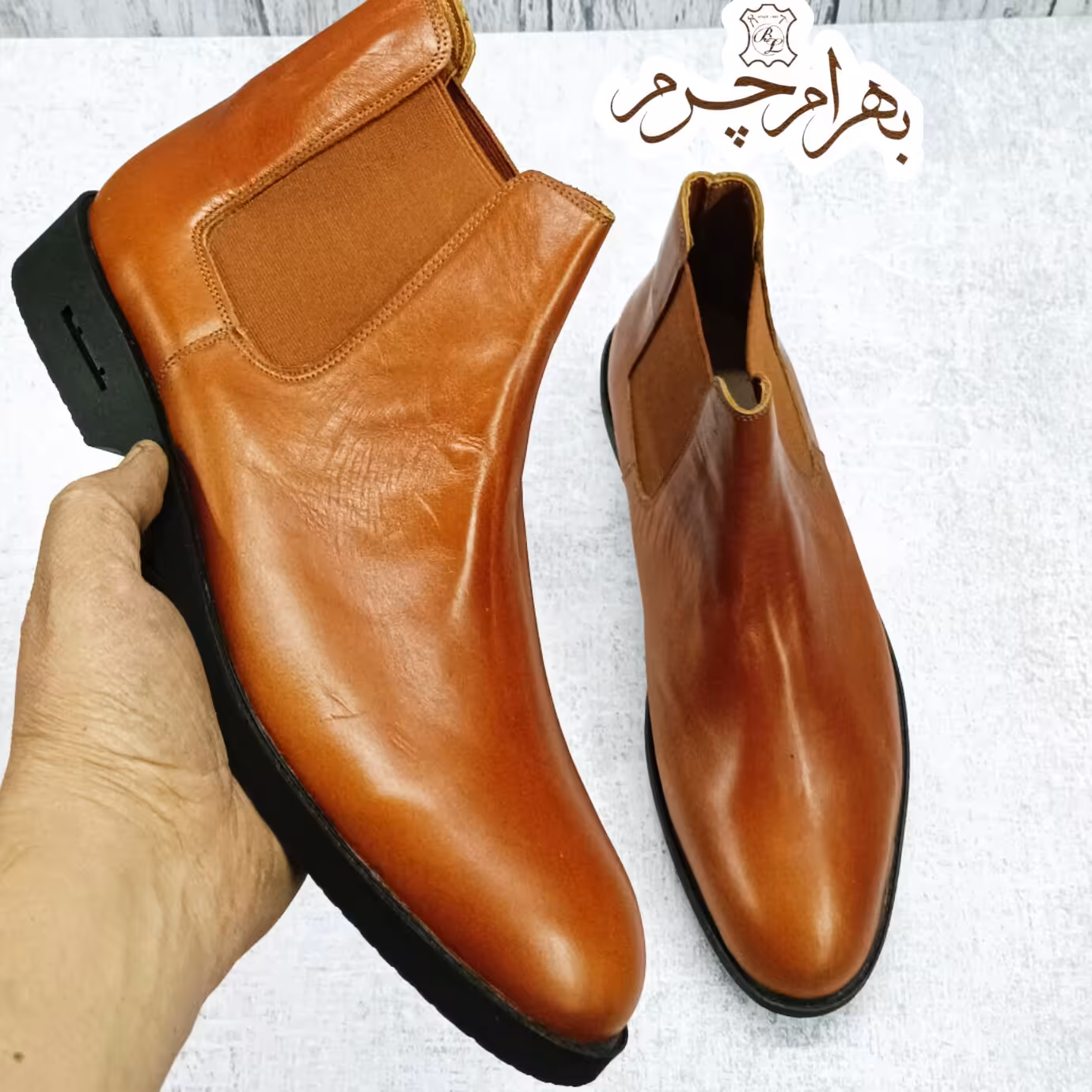 نیم بوت مردانه اسپرت چرم طبیعی مدل کوین عسلی