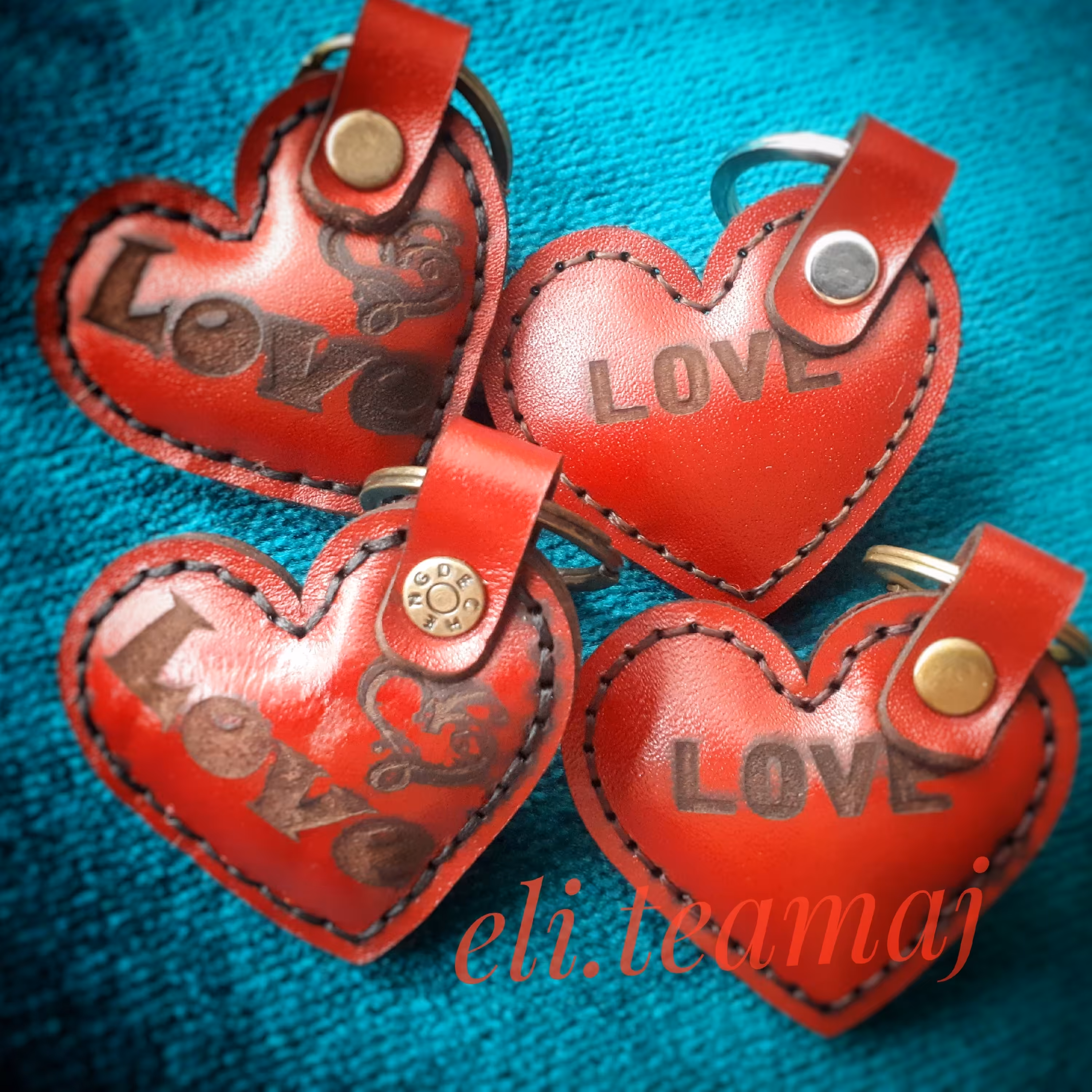 جاکلیدی love ارسال رایگان