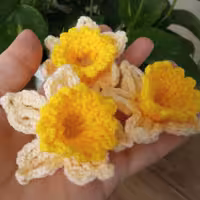 گل نرگس بافتنی 