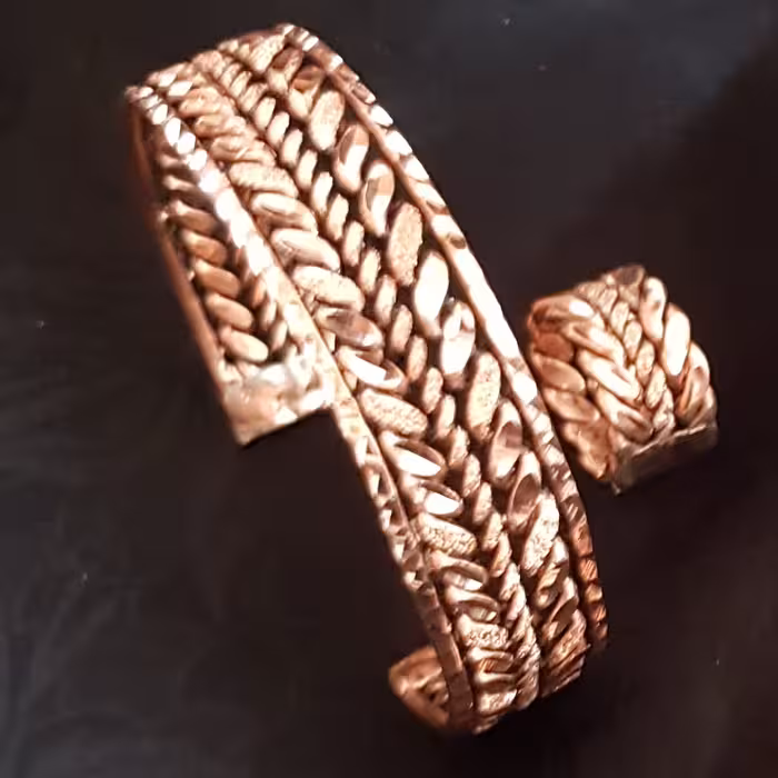 دستبند و انگشتر یک سانتی