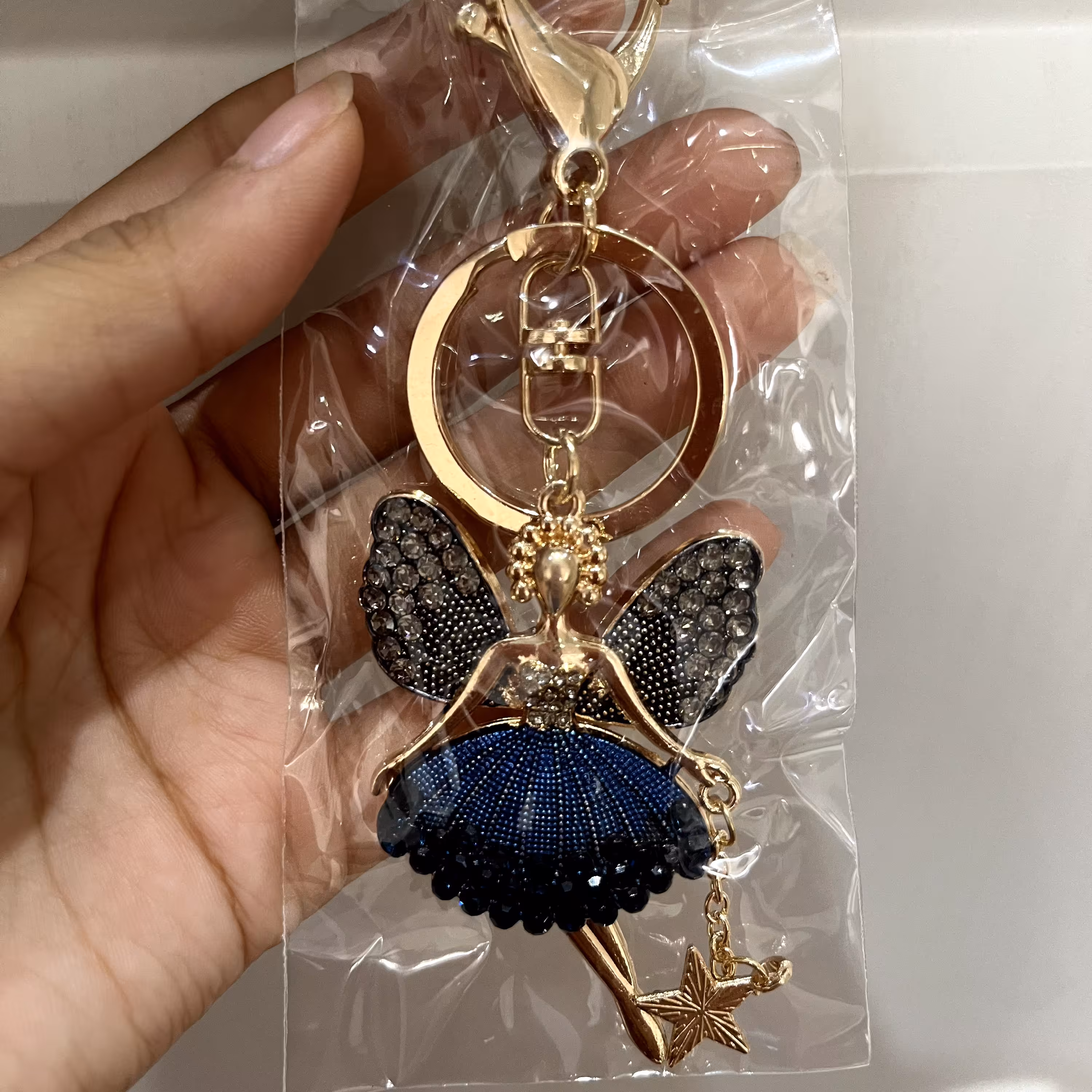 جاکلیدی فرشته 