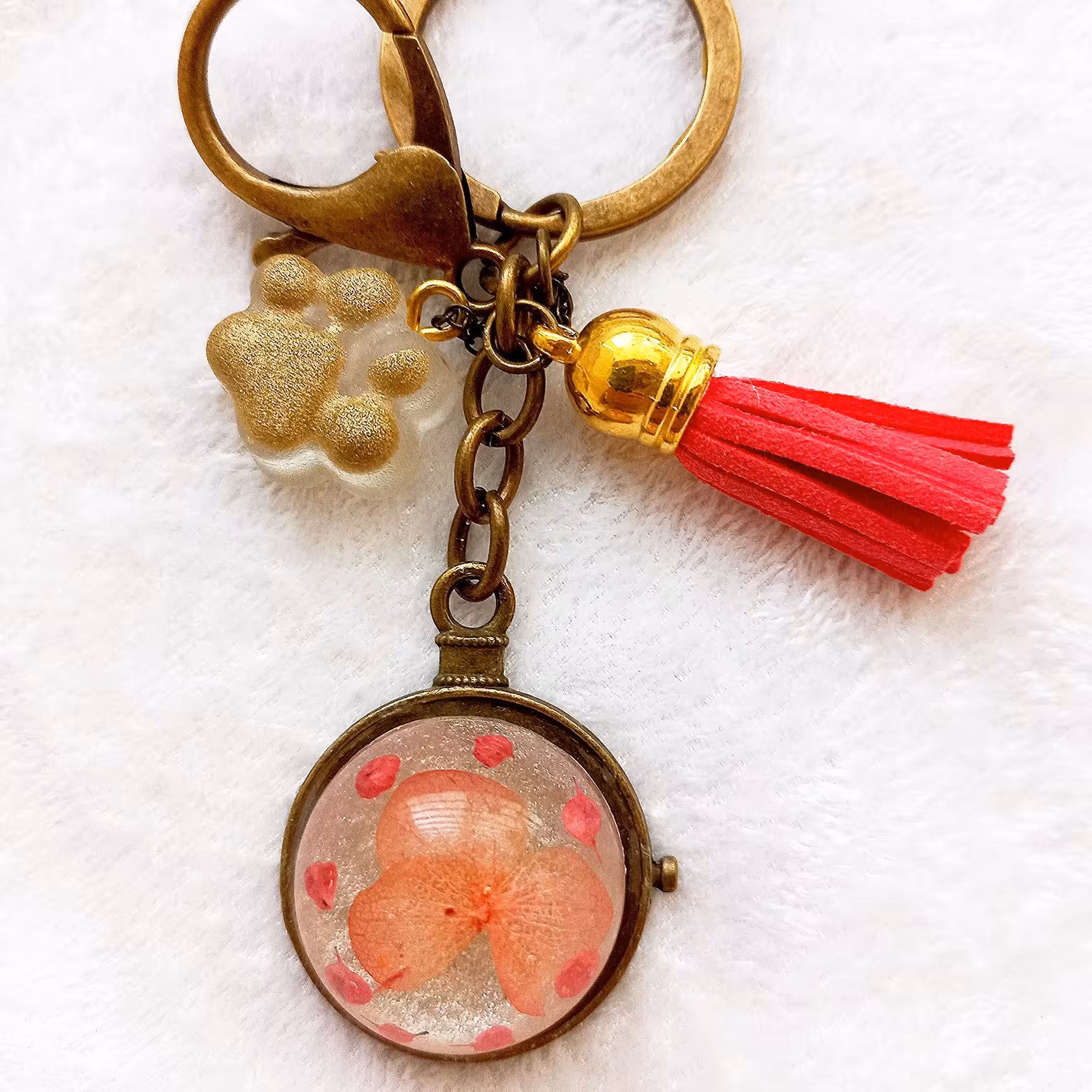 اویزهای کیف رزینی با اویز قلاب در تنوع مختلف