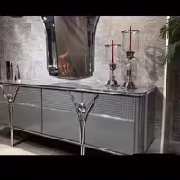 آینه کنسول بسیار زیبا.