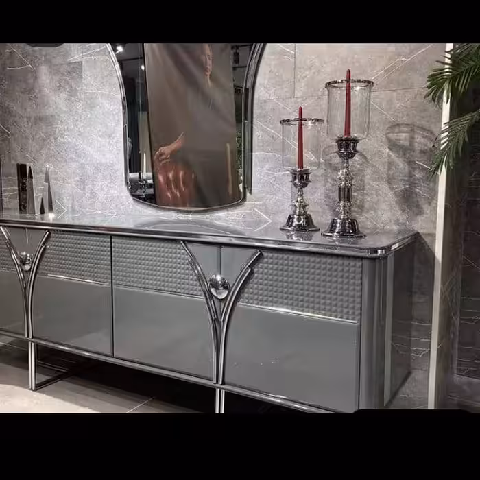 آینه کنسول بسیار زیبا.