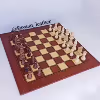 شطرنج چرم طبیعی دست دوز با مهره های چوبی با ارسال رایگان