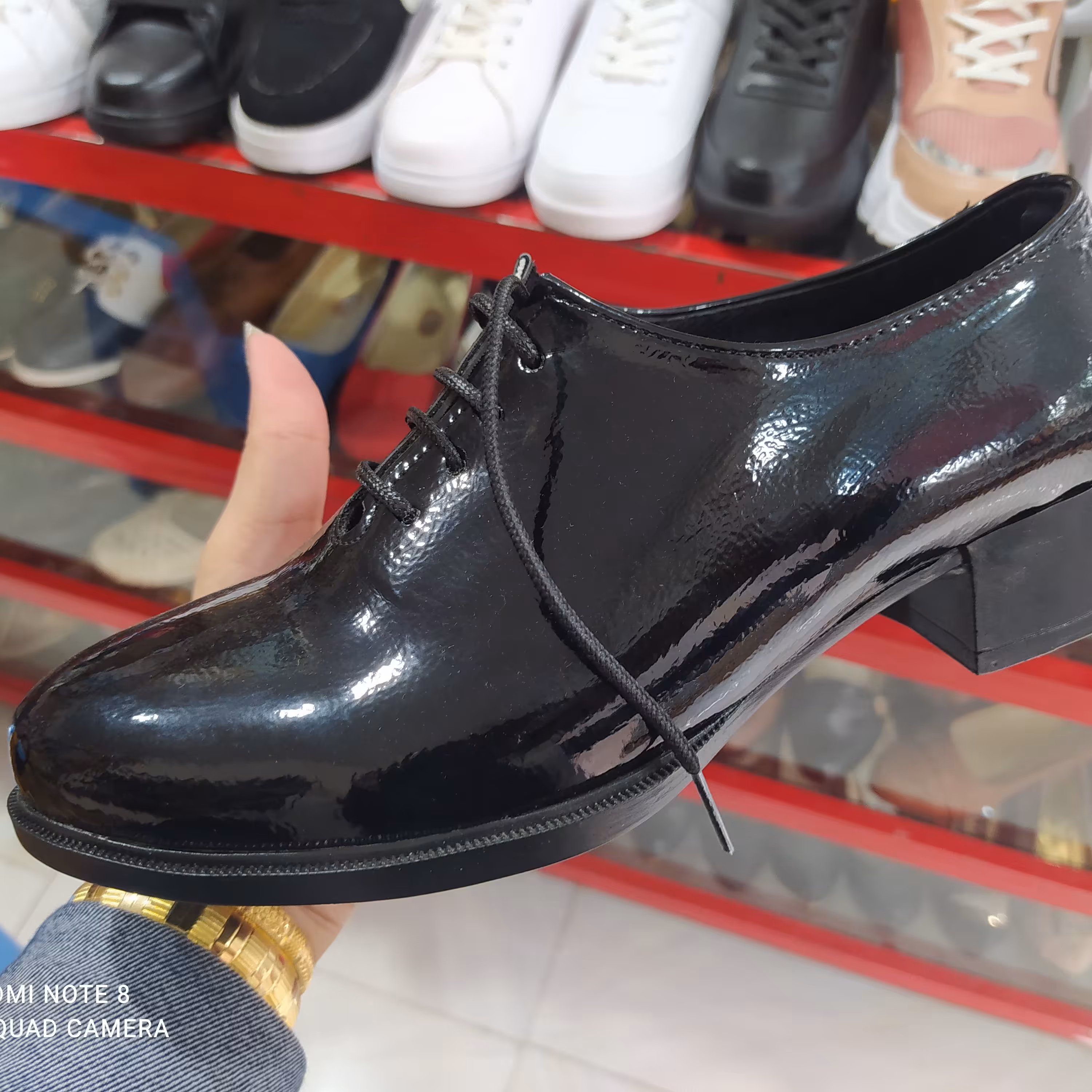کفش براق بندی پاشنه سه سانت جنس عالیرنگ مشکی سایزبندی37/40