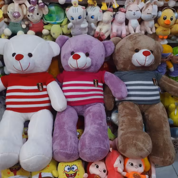 عروسک خرسی یک متری لباس بافت